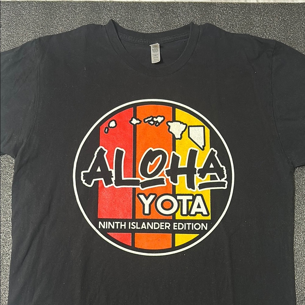 Men’s 9th Islander Aloha Yota T-Shirt 2